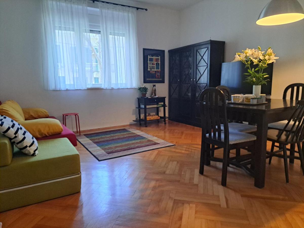 Apartament Emaus Garden - Center & 2 Bth Split